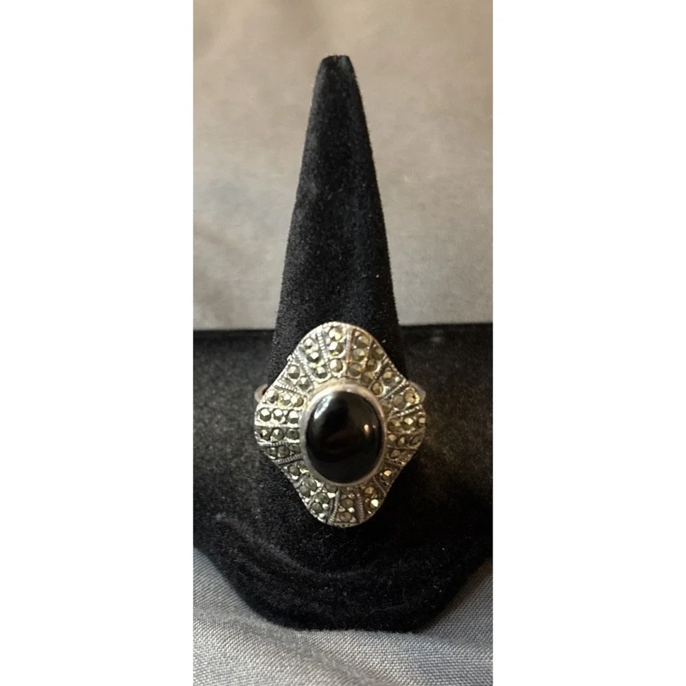 Vintage Onyx, Marcasite statement ring size 9 Stamped 925 Sterling Silver
